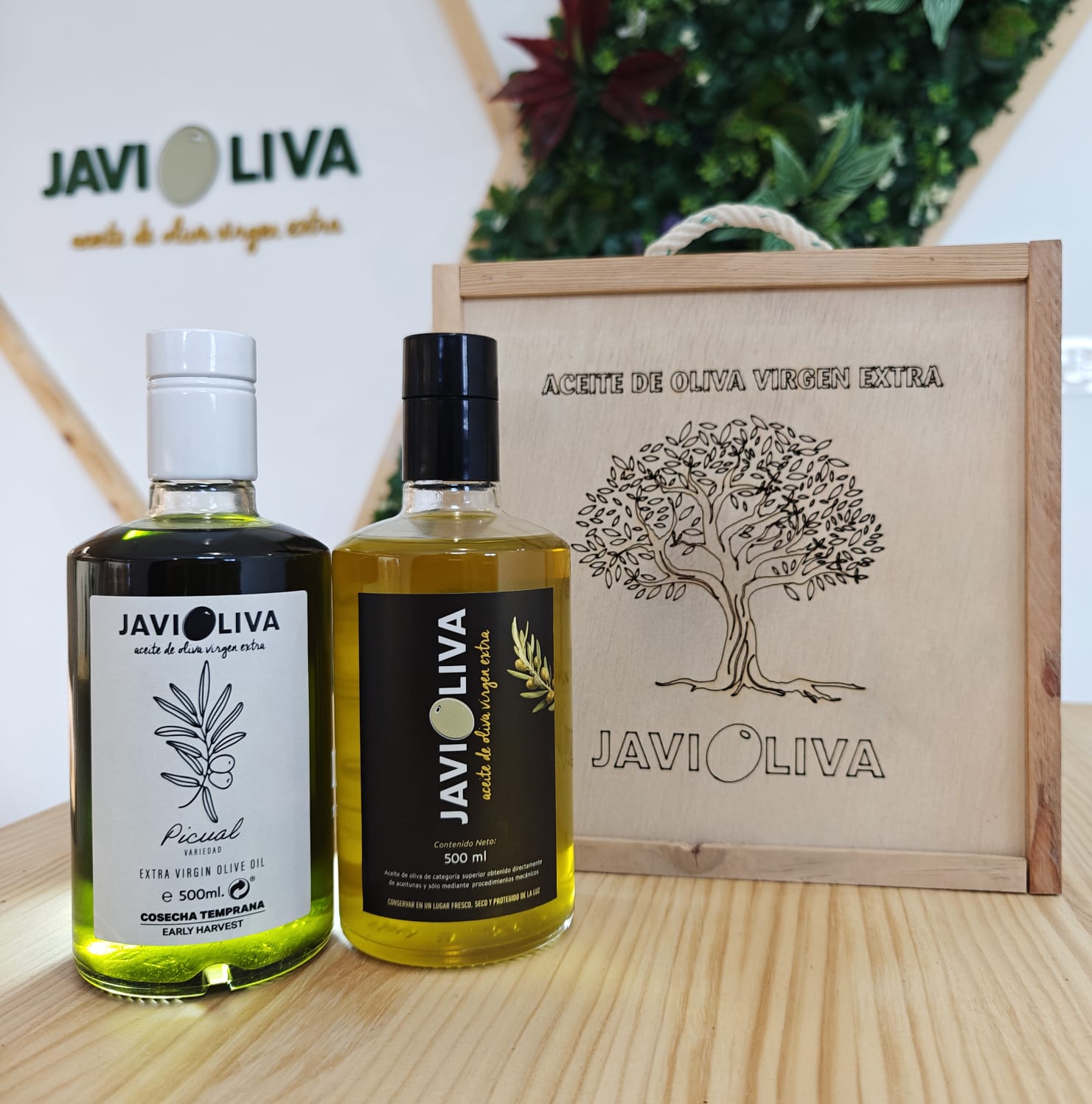 2 Botellas de 500 ml con Elegante Caja de Madera Ideal para Regalo,  AOVE Cosecha Temprana Picual y AOVE Tradicional, Perfecto para Cocina Gourmet